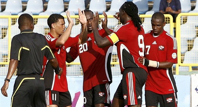 T&T players celebrates.