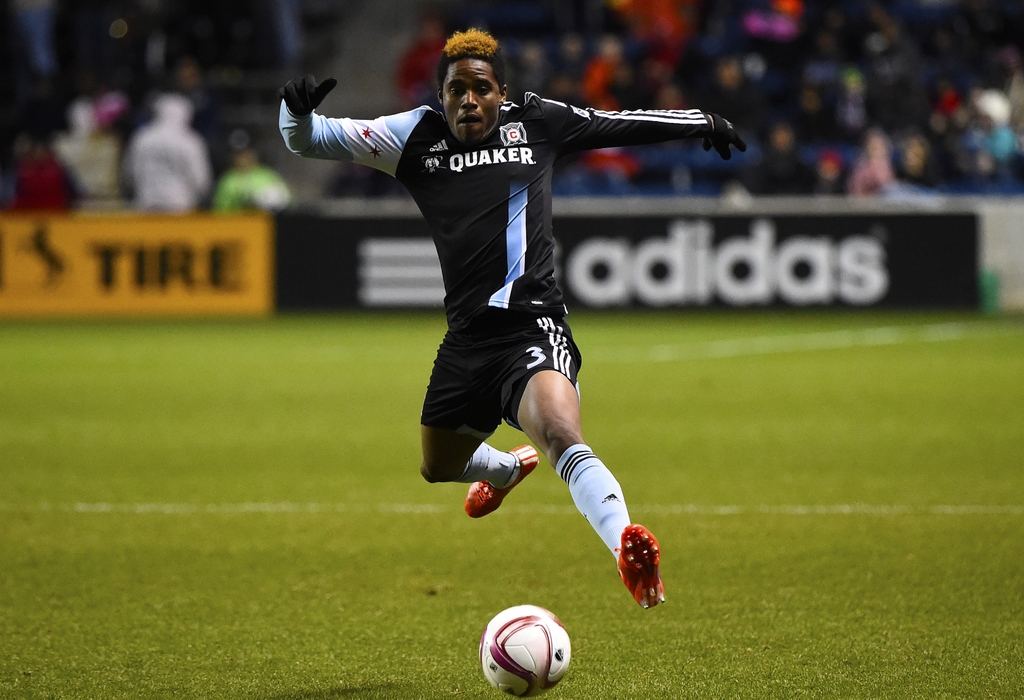 Joevin Jones vs New England Revolution