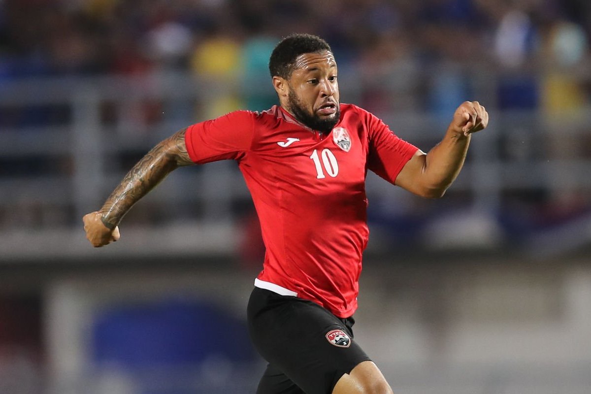 Shahdon Winchester #10 of Trinidad and Tobago (R) on the go during the international friendly match between Thailand and Trinidad and Tobago at Suphanburi Stadium on October 14, 2018 in Suphan Buri, Thailand. (Photo by Pakawich Damrongkiattisak/Getty Images)